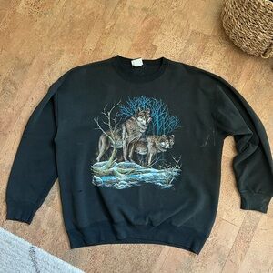 Vintage Wolf Sweatshirt 🔥
